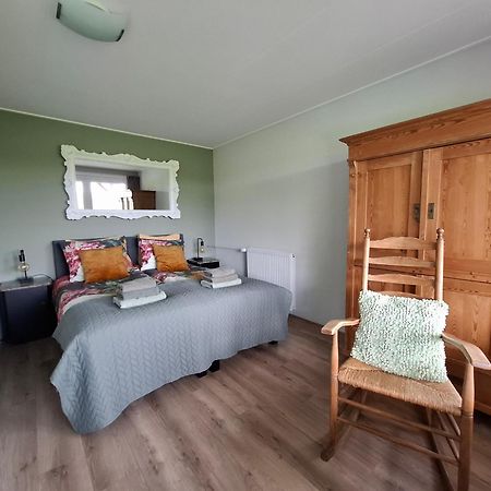 Bed & Breakfast Boszicht ลีวาร์เดิน ภายนอก รูปภาพ