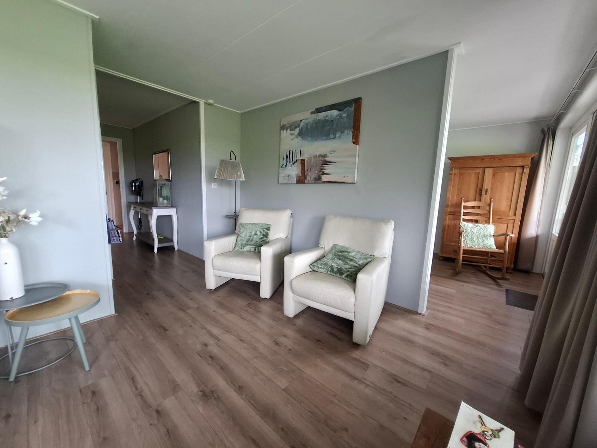 Bed & Breakfast Boszicht ลีวาร์เดิน ภายนอก รูปภาพ